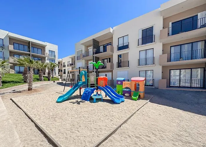 Bright And Modern W/ Balcony, Shared Pool, A/c, Minutes To & Town * Cabo San Lucas